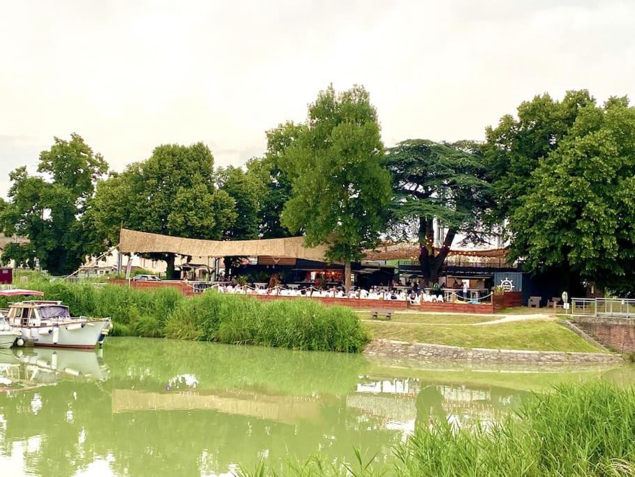 Voyage Au Canal - Parking Clim Netflix Amazon Montauban Exterior foto